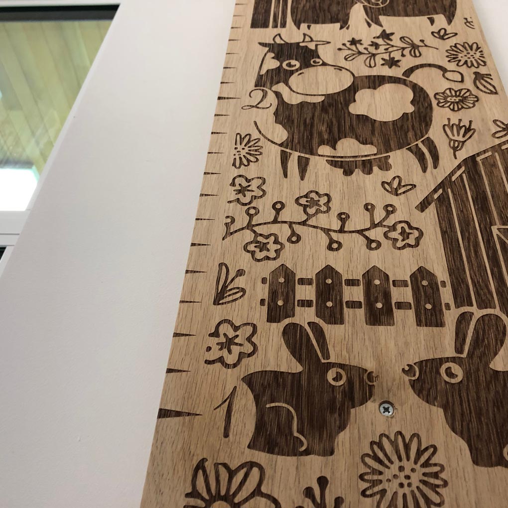 Farmers Paradise Solid Oak Engraved Personalised Height Chart