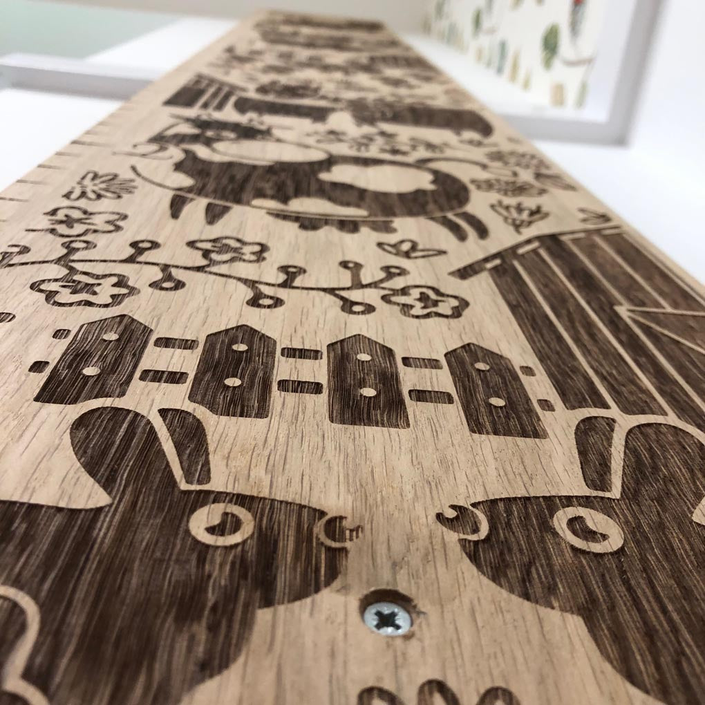 Farmers Paradise Solid Oak Engraved Personalised Height Chart